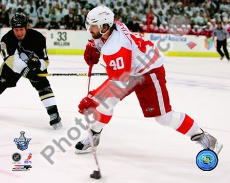 Henrik Zetterberg, Game 4 Action of the 2008 NHL Stanley Cup Finals art print