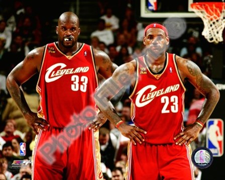 LeBron James &amp; Shaquille O&#39;Neal 2009-10 Group Shot art print